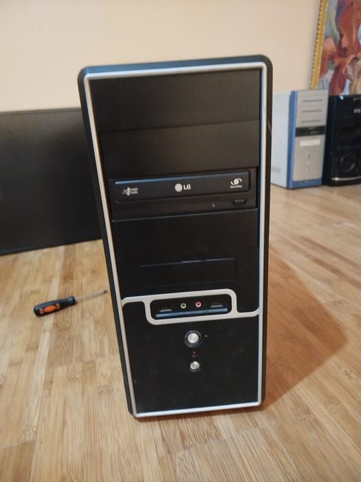 Продаю системный блок LG