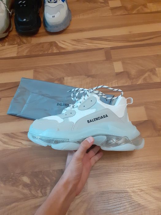 Balenciaga triple s clear white