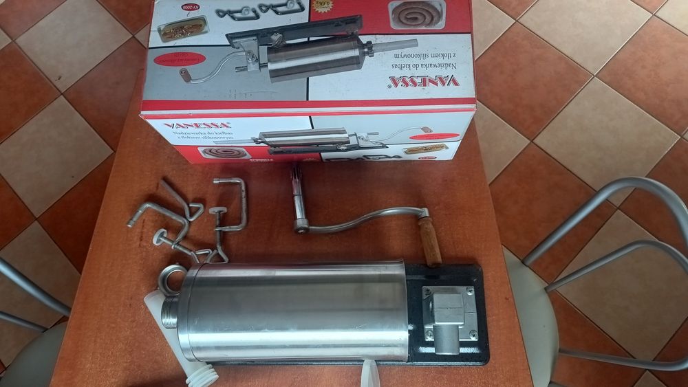 Carnatar din inox ,capacitate 4 kg