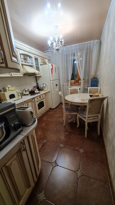 Продам остаётся всё.3комн ул.пл