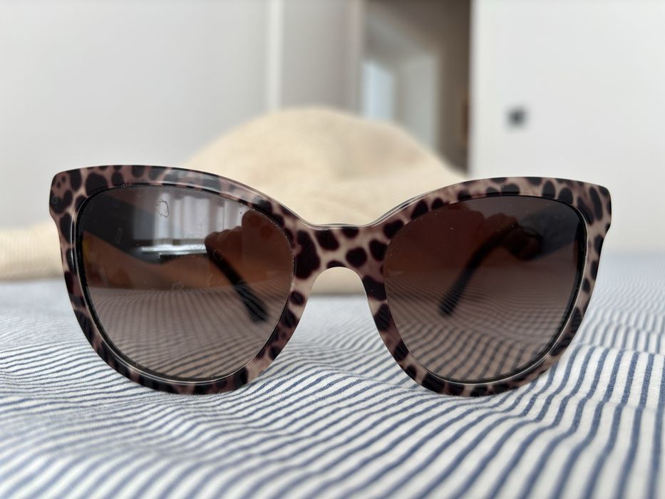 слънчеви очила Chanel, D&G, roberto cavalli, фишу valentino