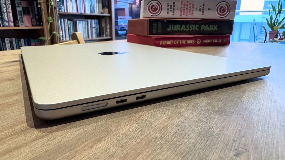 Macbook air 15 inch m3 nou
