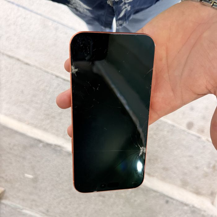 Iphone17promax sim esem sotiladi