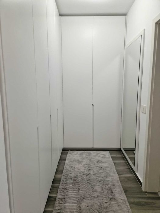 Inchiriere apartament 2 camere + parcare privata