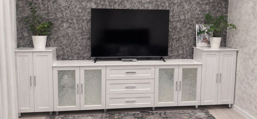 Продам стенку под ТВ