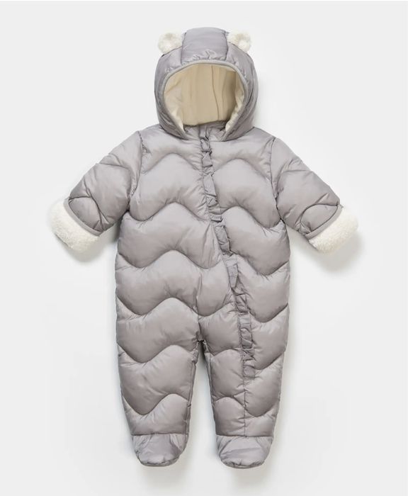 Продам детский зимний комбинезон