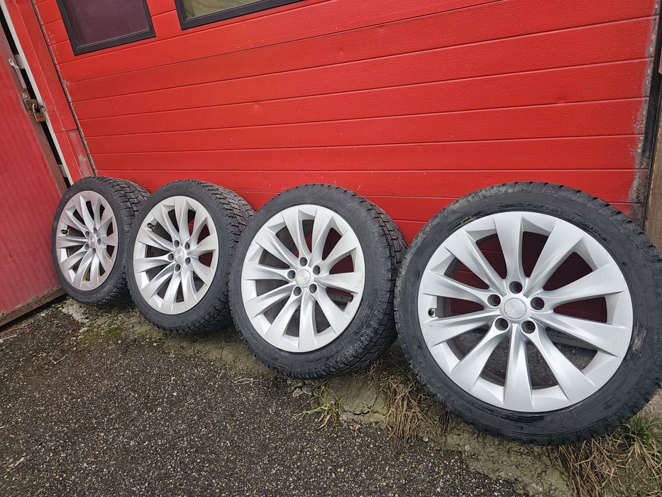 Vand roti/jante  Tesla M X/S 5x 120, 275/45/20'