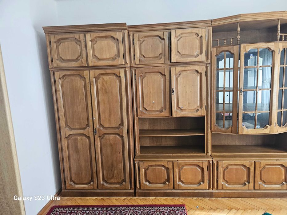 Vand mobila pentru sufragerie