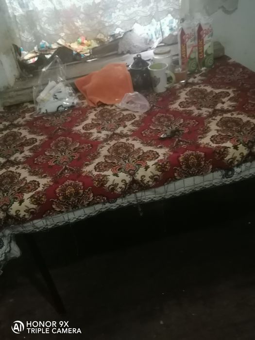 , Трюмо для спальни  Сундук свадебный. , Диван.