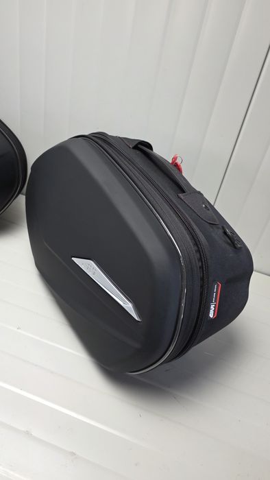 nazawa.moti88　603040 Side case noi Givi ST609 Kawasaki Honda Suzuki cutii laterale