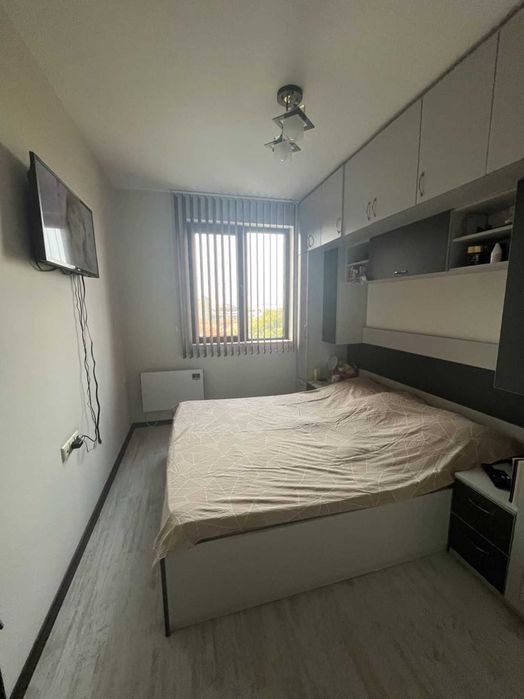 Дава се под наем Двустаен апартамент в Пловдив, Южен - 55 кв.м за 325 € - Снимка #3