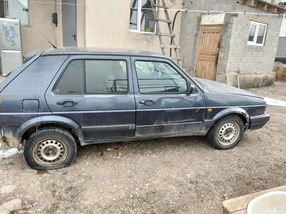 Продам ГОЛФ 2. Оби 1.8 срочно