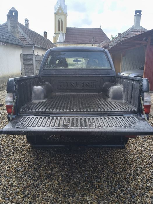 Mitsubishi Trojan L200