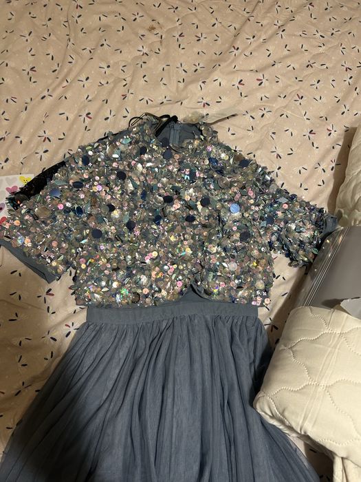 Rochie Asos cu paiete si aplicatii pietre