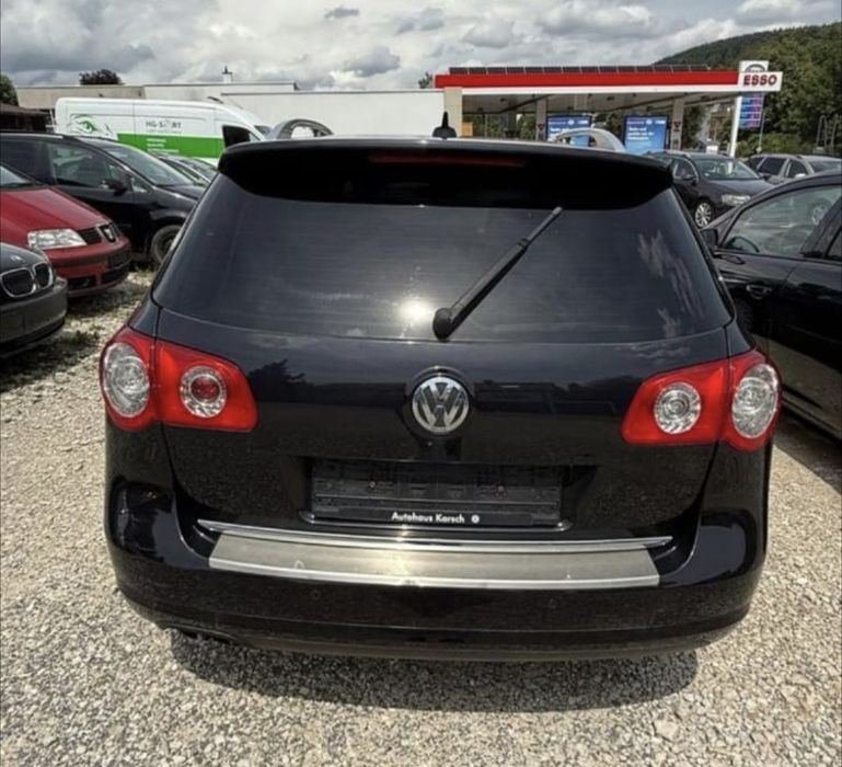 Haion R line+eleron passat b6 negru bara spate