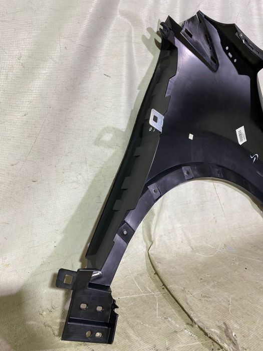 Aripa stanga Renault Captur 2013, 2014, 2015, 2016, 2017, 2018, 2019. Piesa noua.