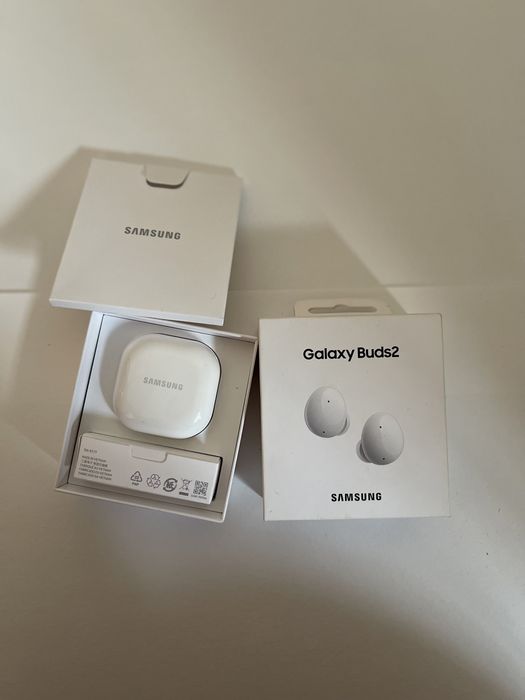 Samsung galaxy Buds2