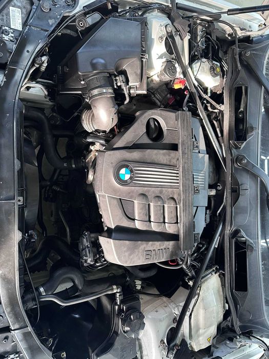 Dezmembrez BMW Seria 3 E90 LCI