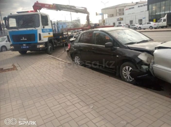 Продам Nissan tiida