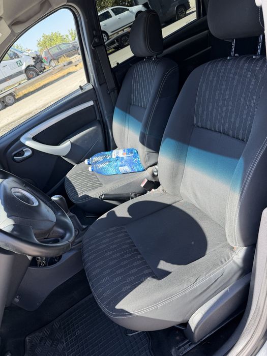 Vand Logan MCV 1.5 diesel 90 cai 2011 , 7 locuri
