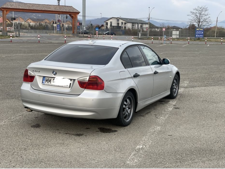 Bmw 320 D 2005 e90 163 cp manuală