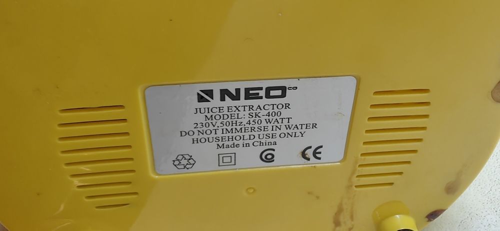 Продавам сокоизтисквачка Neo SK-400