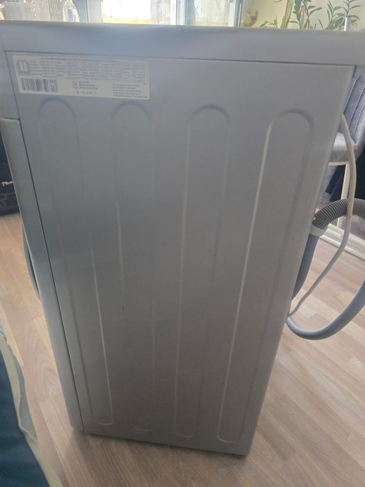 Продам стиральную машину LG