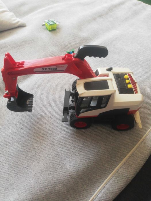 Продам машинки б/у