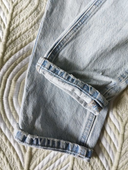 Дънки на Stradivarius