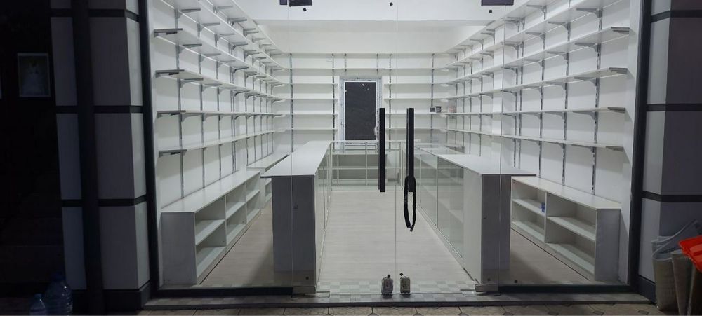 vitrina mebel ideal sostayana polni komplekt