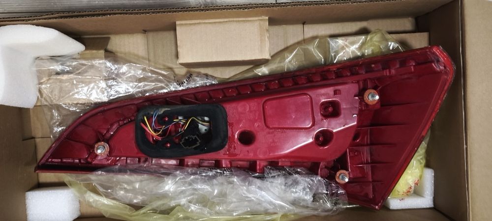 Ауди Q5. ляв стоп