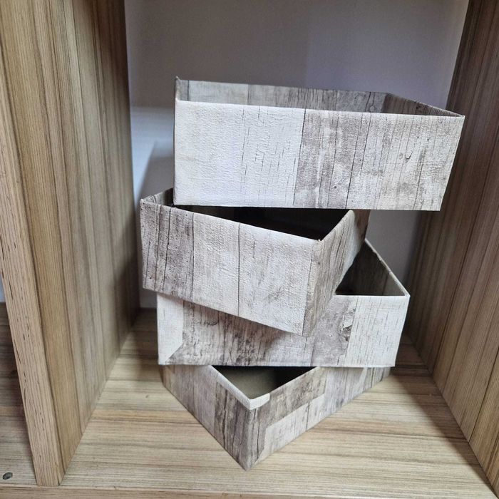 Set 7 cutii decorative care imita lemnul, 22.5x15x8 cm