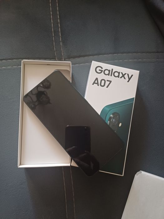 Продам Самсунг GalaxyA07
