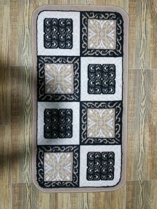 Коврики. Размер 1 м*50 см.