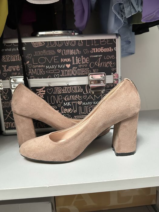 Продам новые туфли