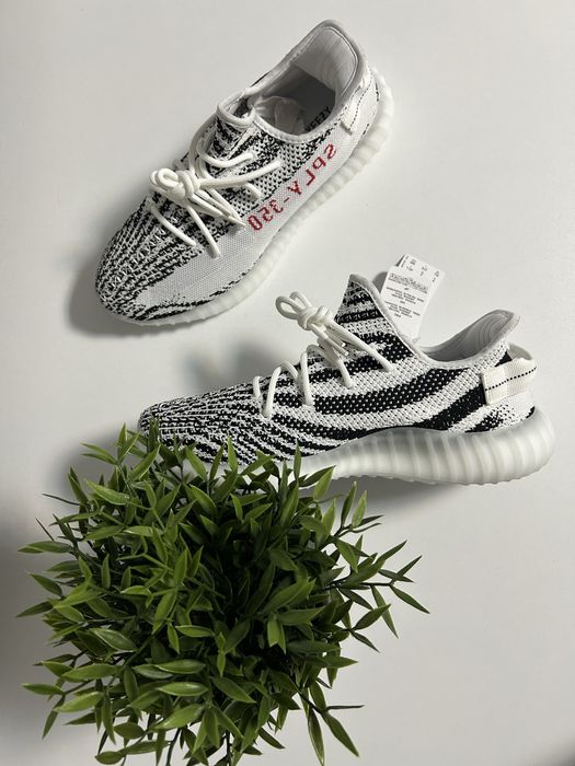 Yeezy Boost 350 V2 “Zebra”