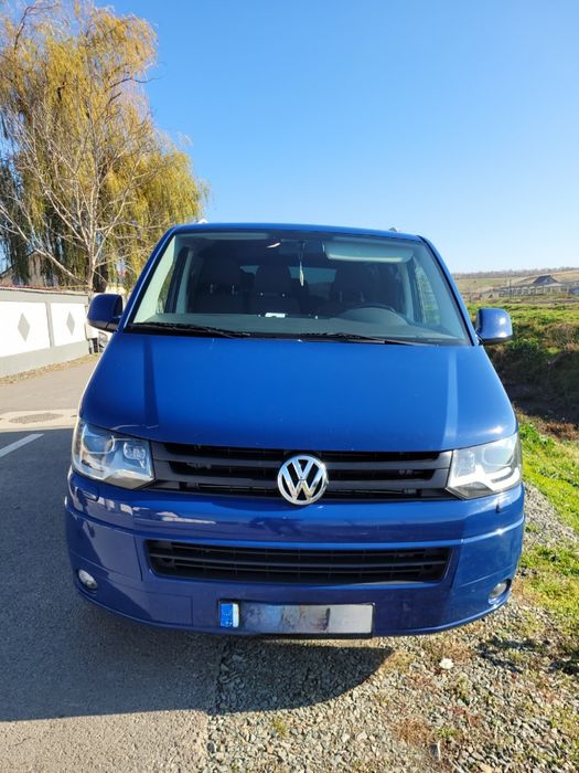 Inchiriere microbuz  8+1