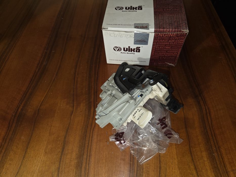 Elmente bara fata Audi A4 B8/Q5 Seat