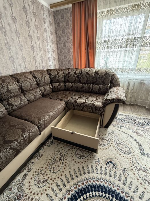 Продам Диван угловой, раздвижной