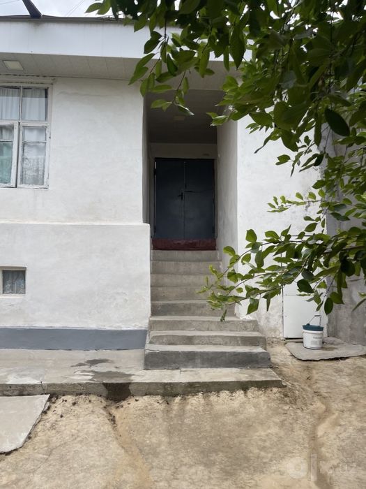 Xovli sotiladi fayizli uy 3,5 sotix