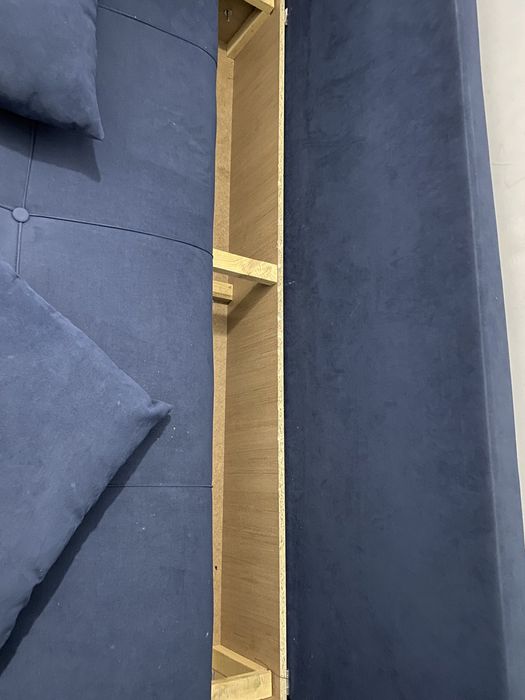 Продается диван в хорошем состояние