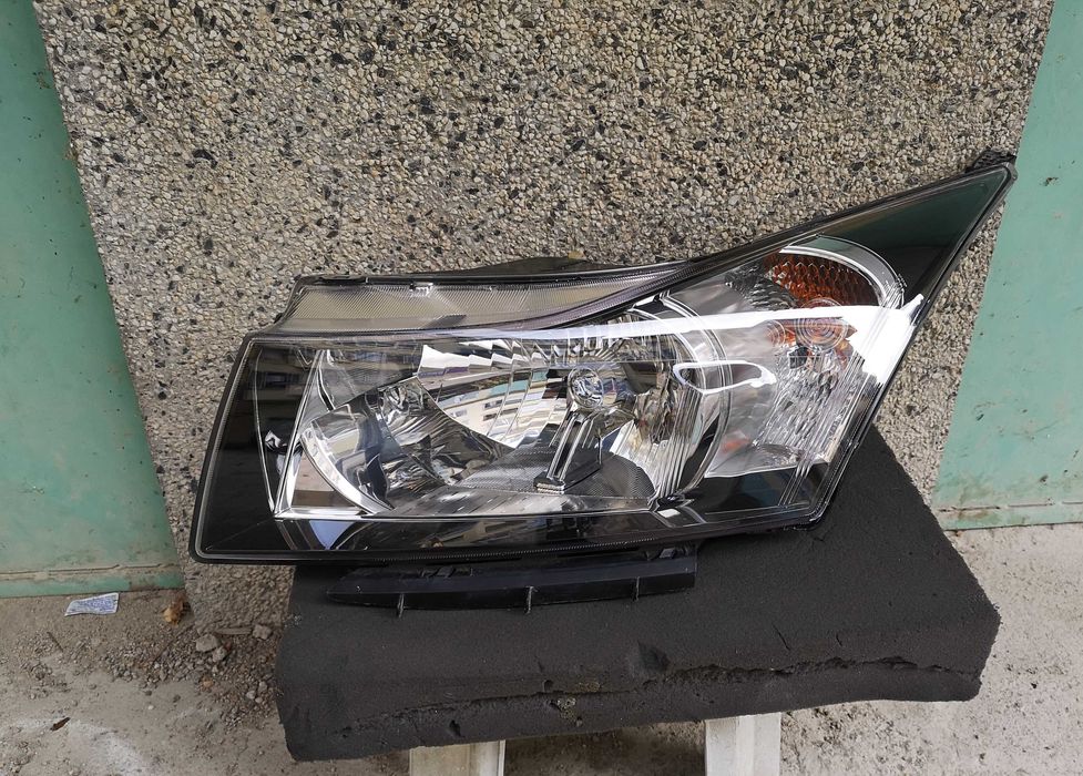 Оригинален фар Шевролет Круз  Chevrolet Cruze