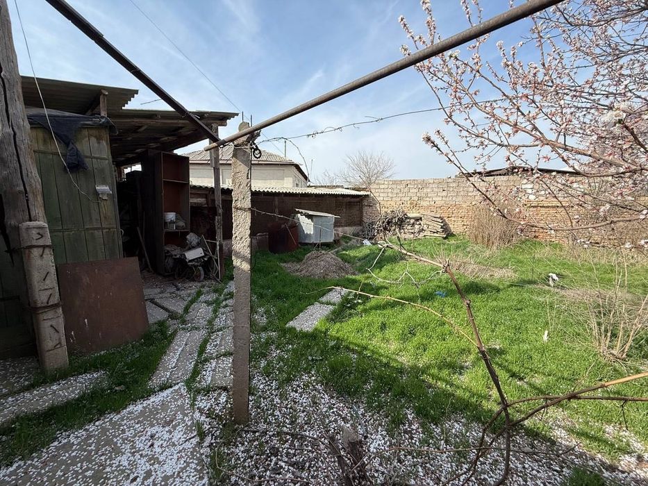 Дом с участком 13 соток