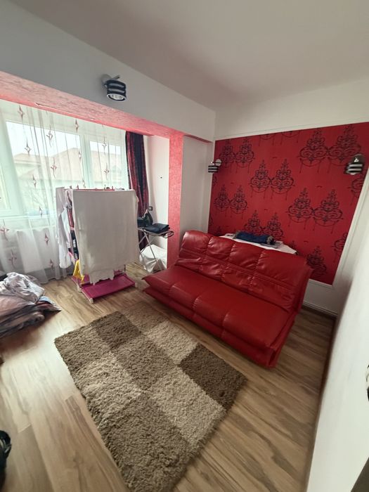 Vand Apartament 2 camere zona HCC scoala 7