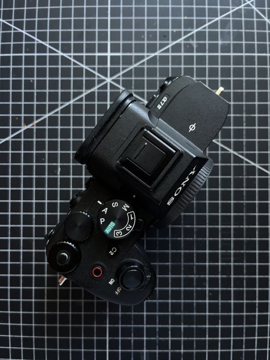 Продам камеру Sony A7IV