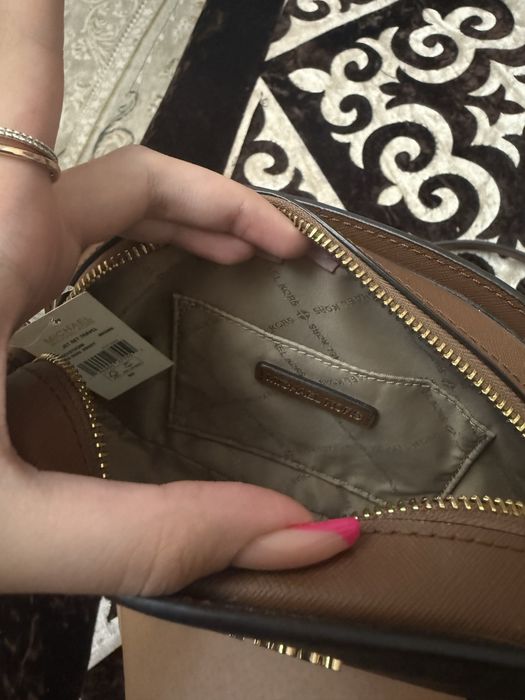 Продам новую сумочку Michael Kors