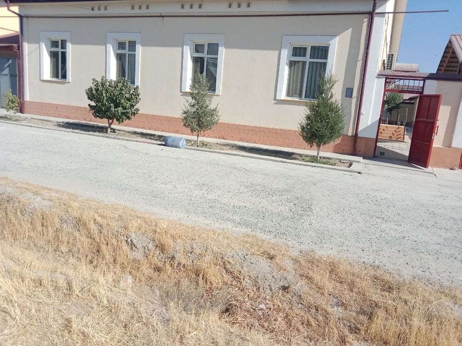 Namunaviy uy sotiladi