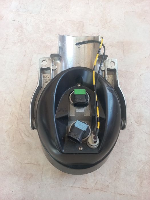 Harley Davidson  V-Rod фар