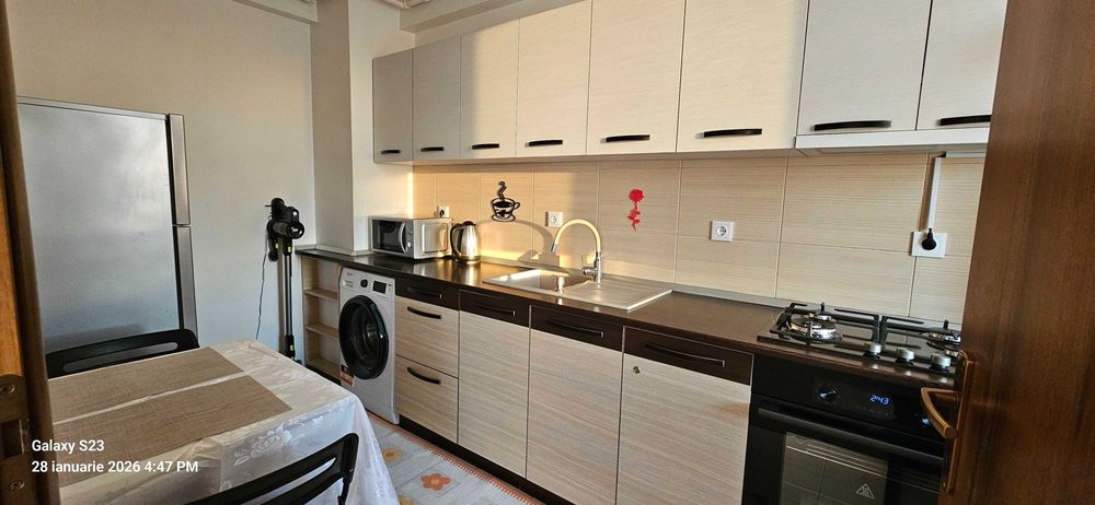 Inchiriez garsoniera cu loc parcare subtwran Tomis Plus,Str. Verona 2