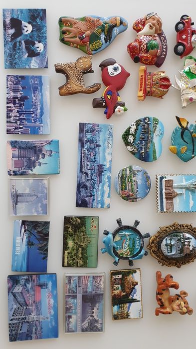 Продам магнитки на холодильник